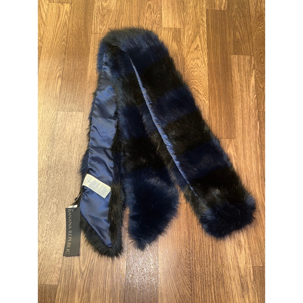 Banana Republic Striped Faux Fur Scarf Preppy Navy Black 889128-01-1 NWT